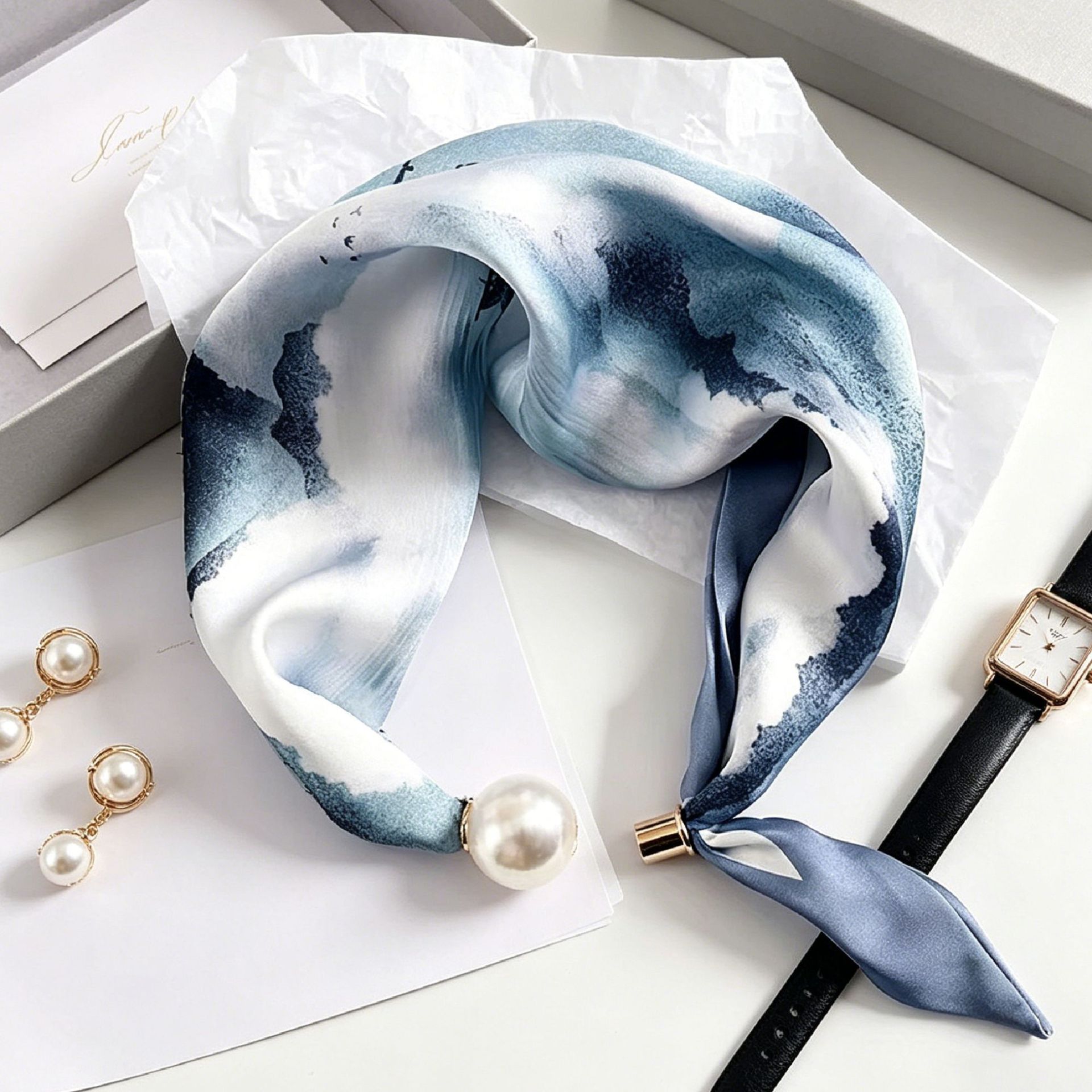 Luxury Knight Pearl Magnetic S - Ascot Neck Scarf recensie en prijs