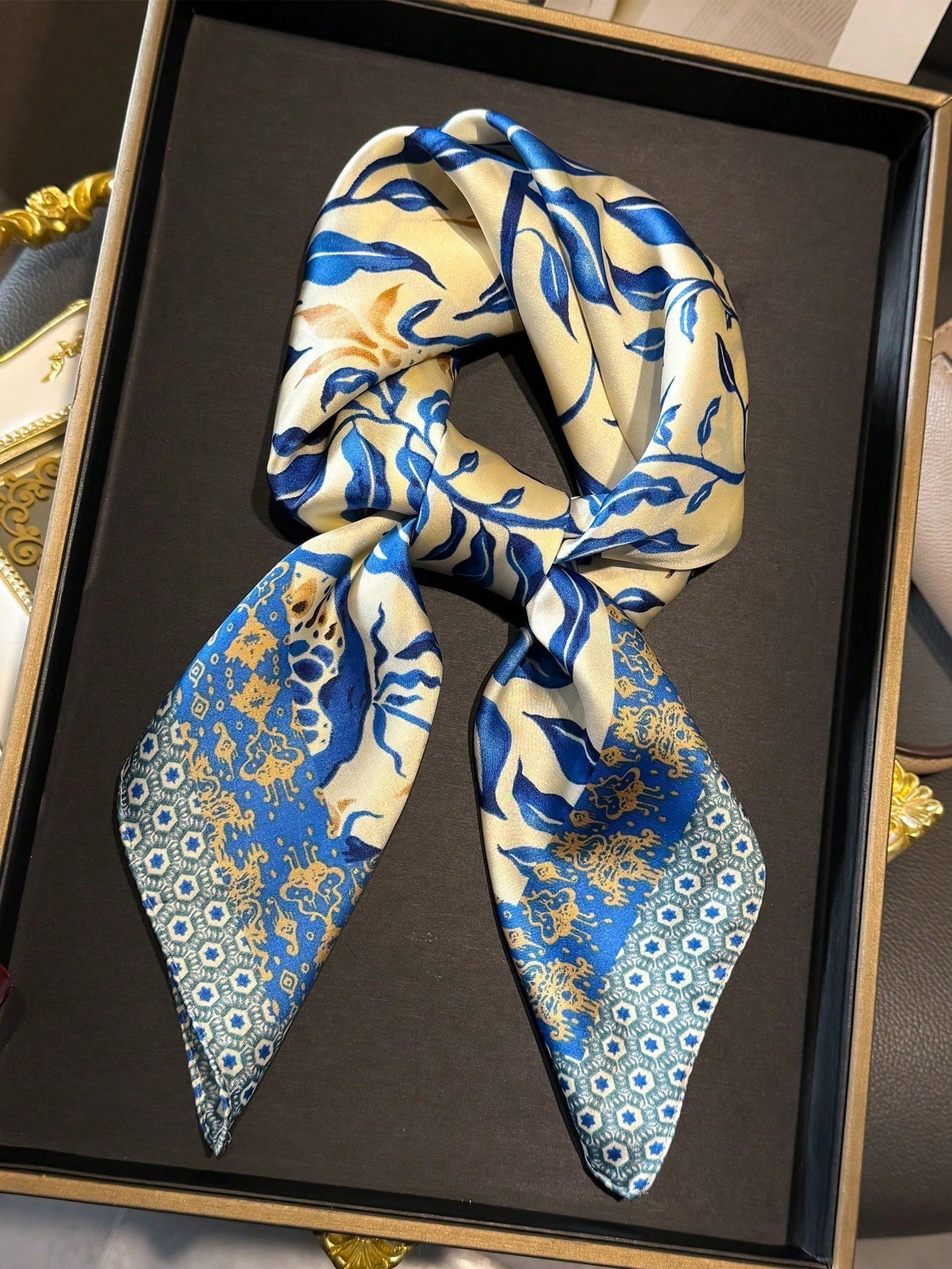 Luxury Brand Bohemia Print Squ - Face Scarf Mask recensie en prijs