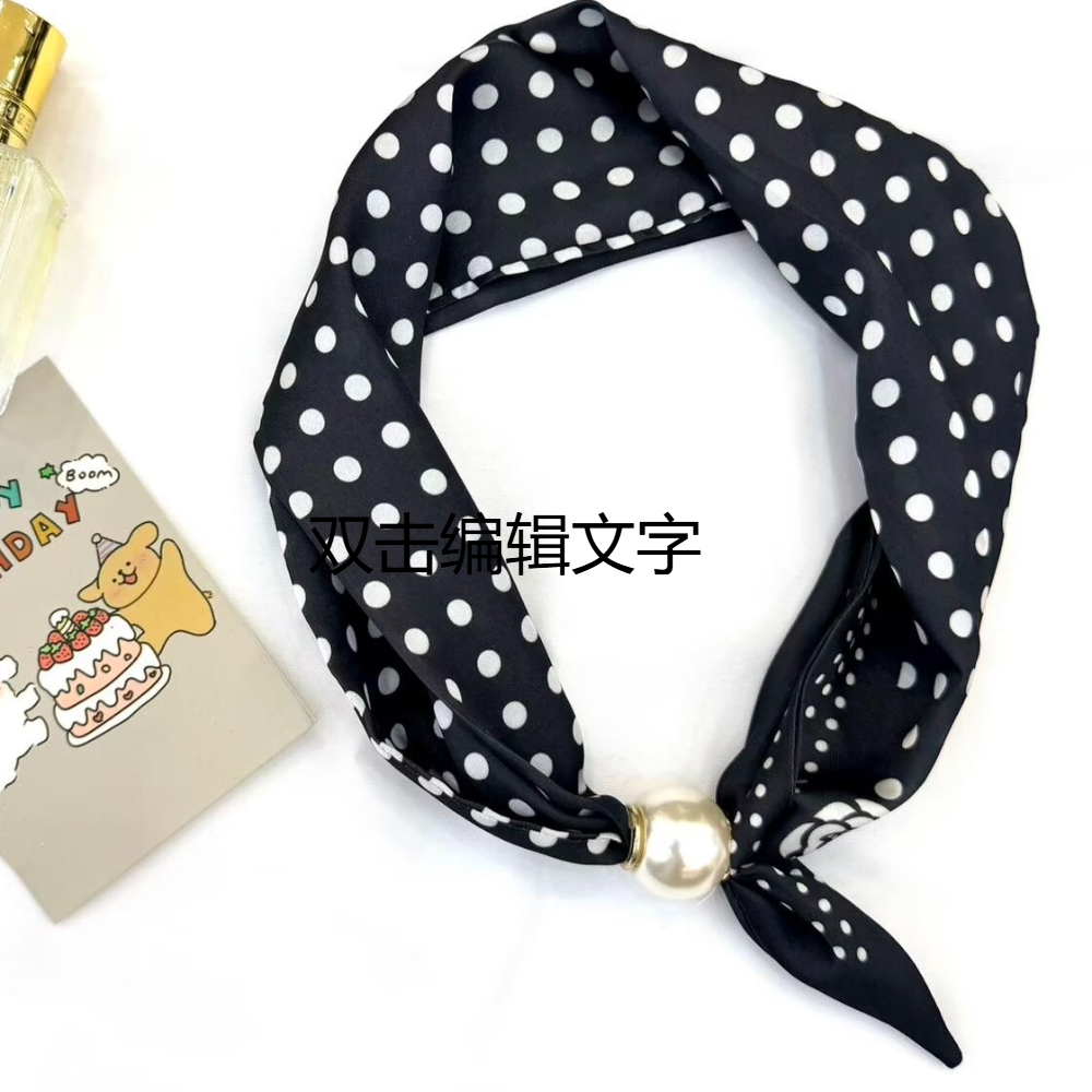1 Women's Vintage Printed Sati - Ascot Neck Scarf recensie en prijs
