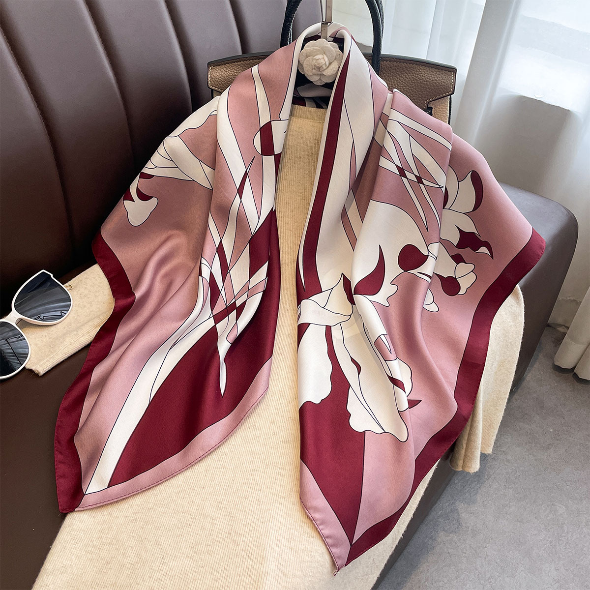 Luxury 90*90Cm Square Scarf Tw - Ascot Neck Scarf recensie en prijs