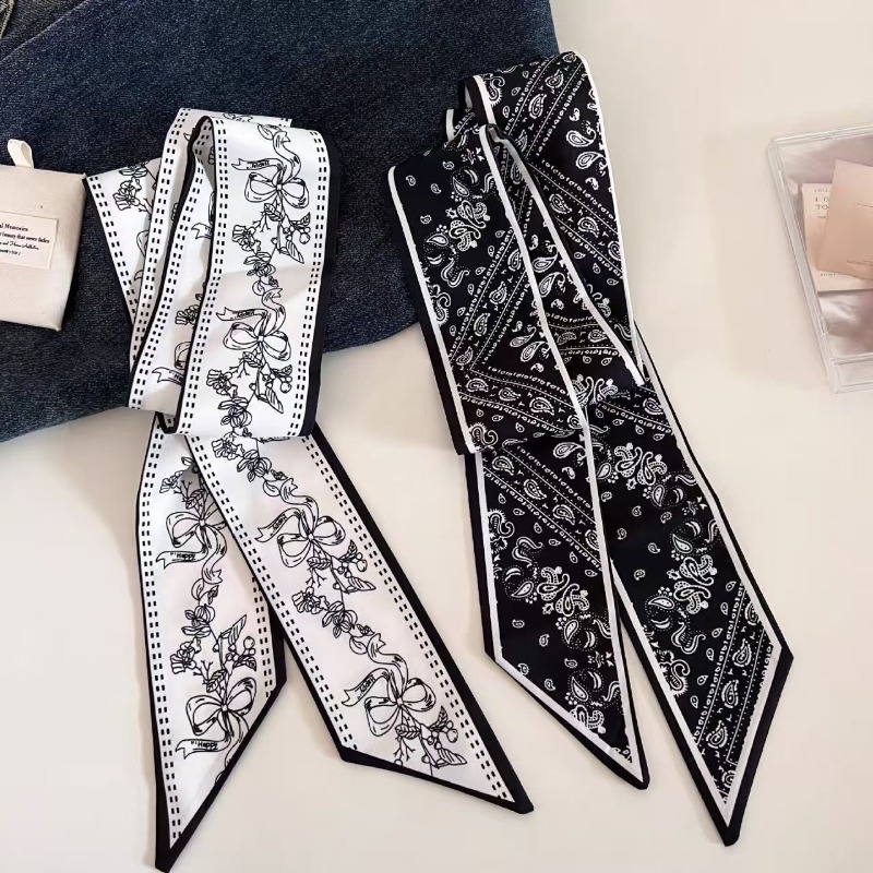 Black White Double Sided Paisl - Ascot Neck Scarf recensie en prijs