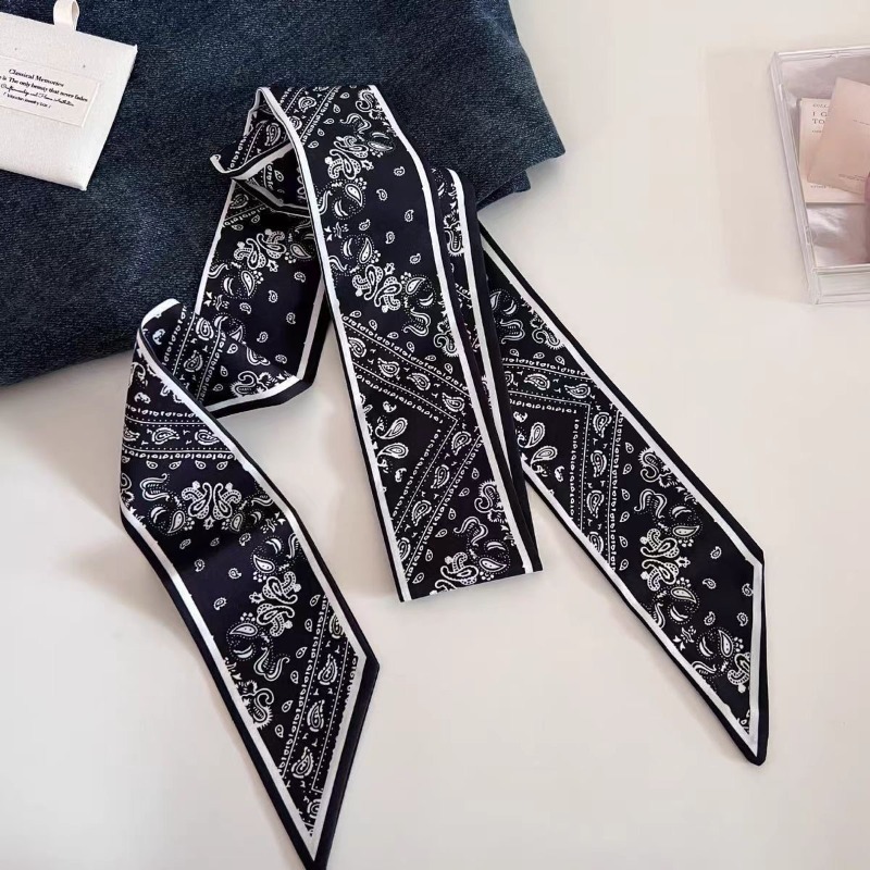 Black White Double Sided Paisl - Ascot Neck Scarf recensie en prijs